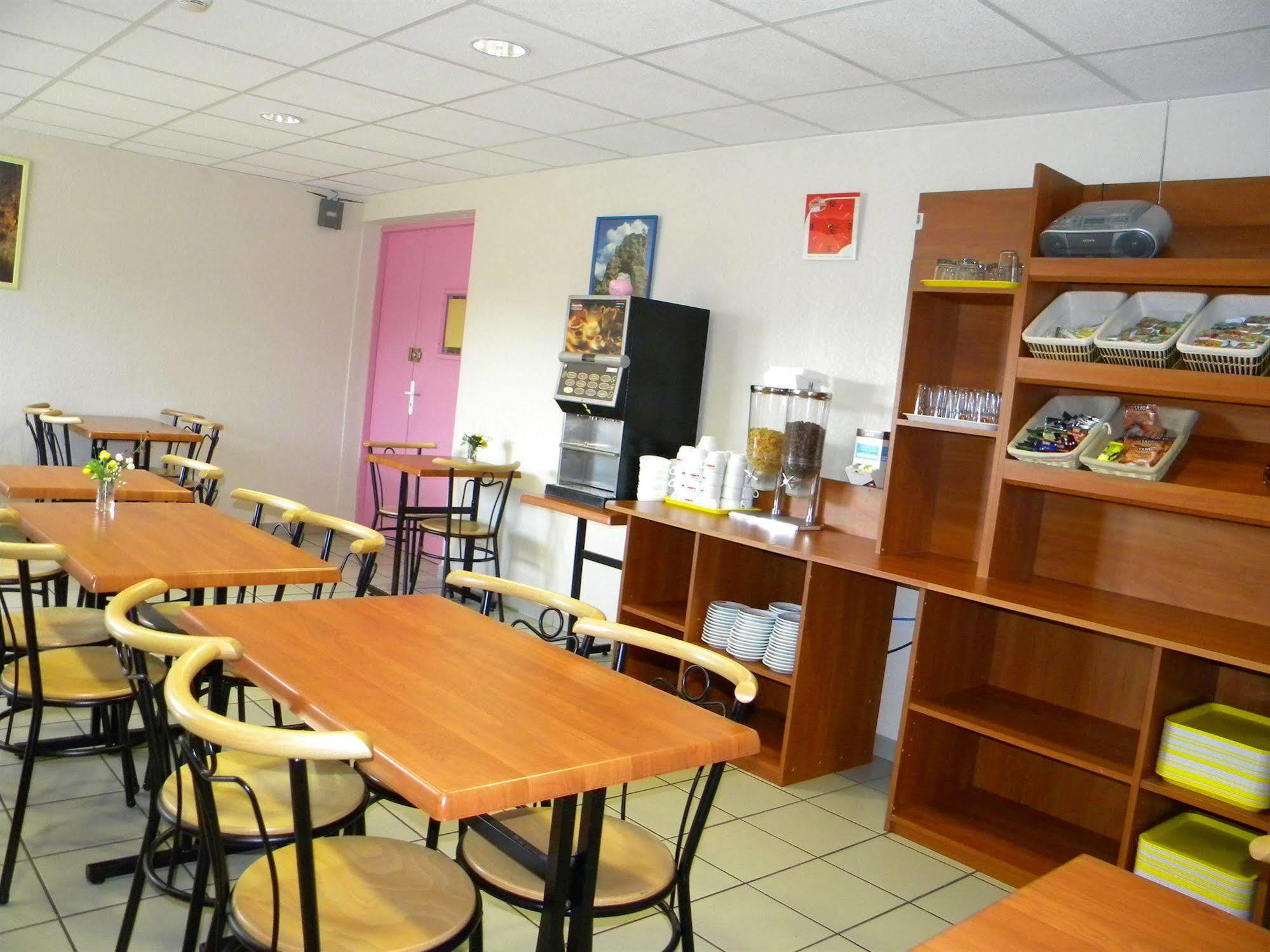 Cit'Hotel Restaurant Du Bowling De مييو المظهر الخارجي الصورة
